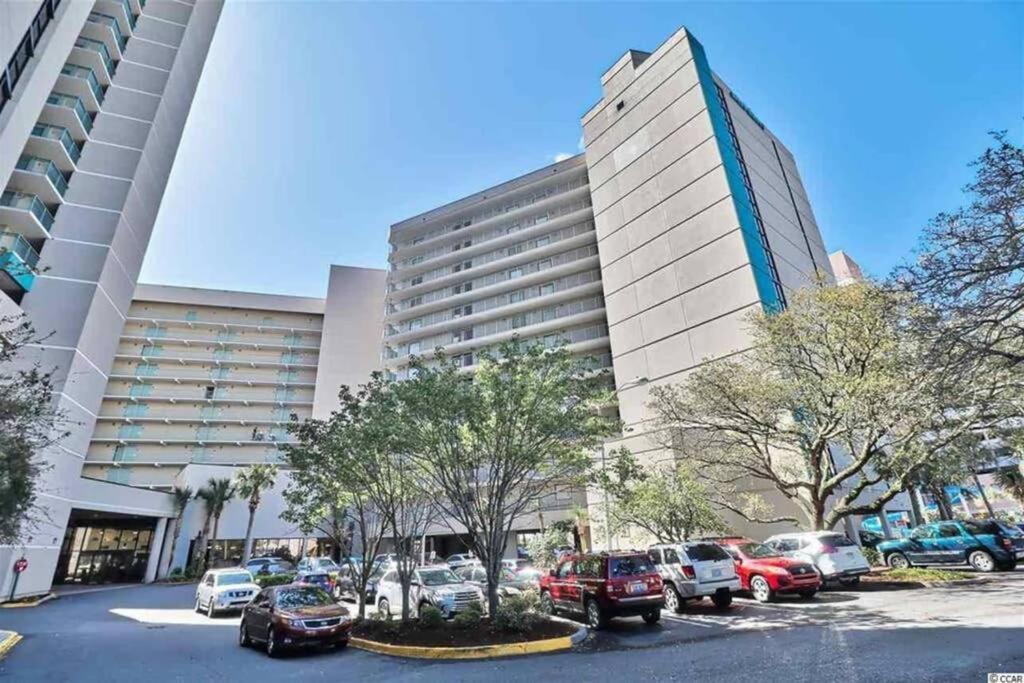 *Renovated Oceanfront Condo*Queen Beds*Pools*Hot Tubs*More*P220 Мертл-Біч Екстер'єр фото